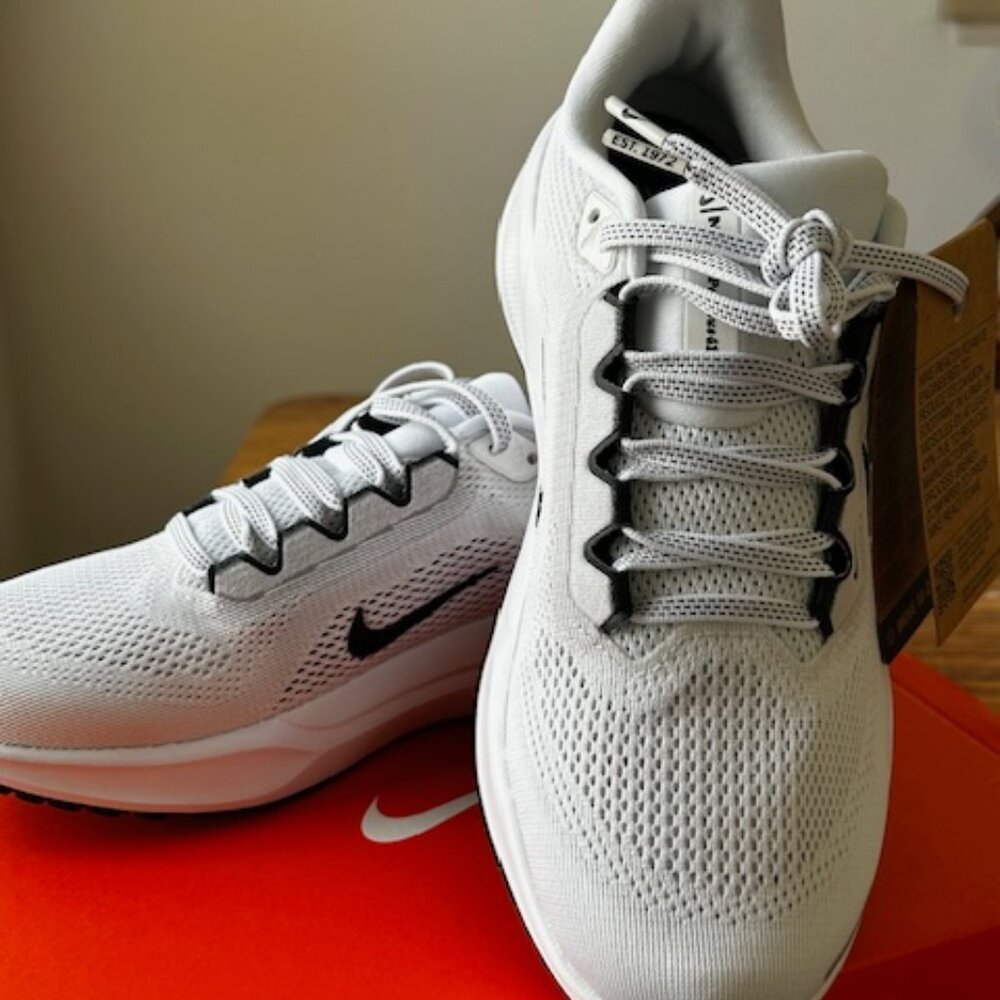 Nike Women's Pegasus 41 Running Shoes – new, in box, never worn – White, Size 8
